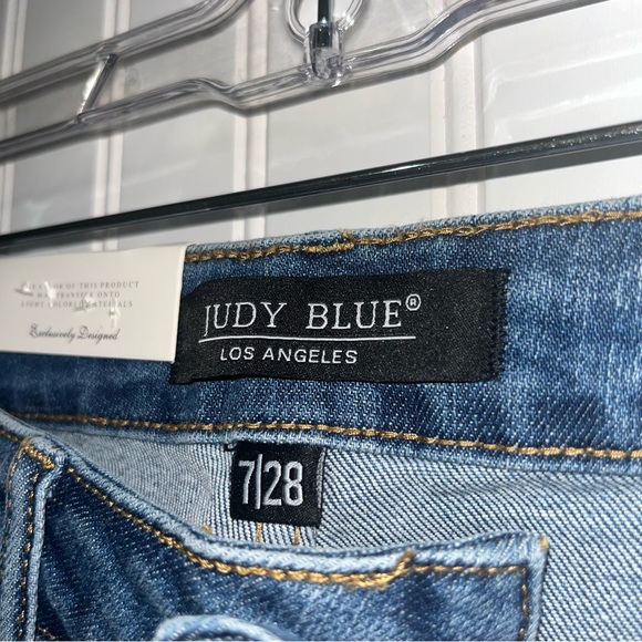 Judy Blue easy peasy lemon squeezy patchwork blue jeans size 7/28 - Picture 8 of 9